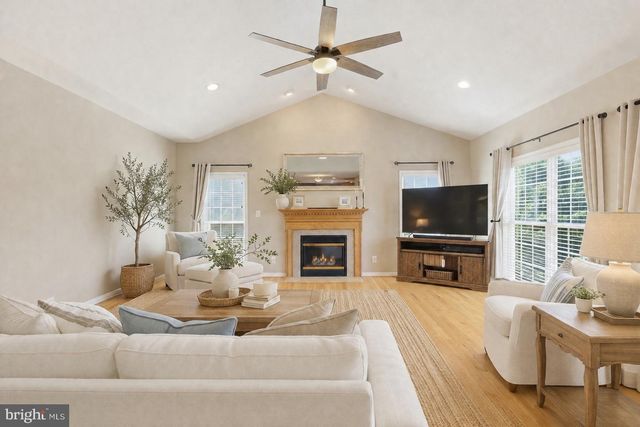 7116 CROWN JEWELS CT, Fredericksburg, VA 22407