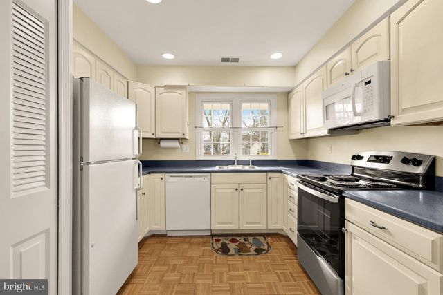 4344 ROLLING STONE WAY, Alexandria, VA 22306