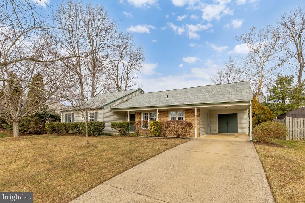 4344 ROLLING STONE WAY, Alexandria, VA 22306