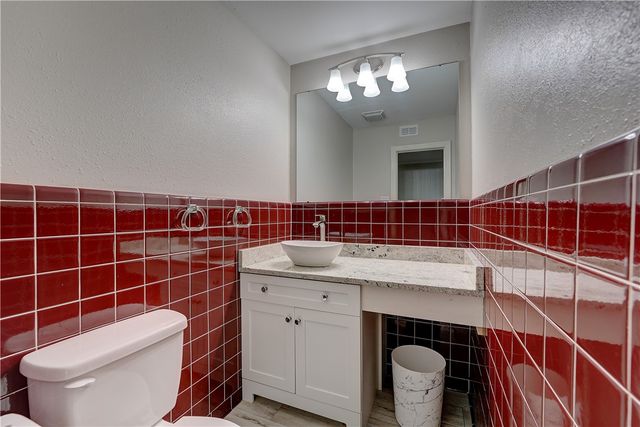 1059 S Mccampbell St, Aransas Pass, TX 78336