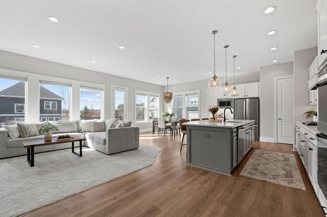 6055 Jewel Lane N, Plymouth, MN 55446