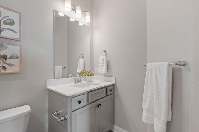 6055 Jewel Lane N, Plymouth, MN 55446