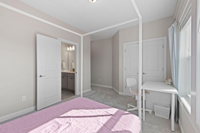 6055 Jewel Lane N, Plymouth, MN 55446