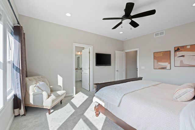 6055 Jewel Lane N, Plymouth, MN 55446