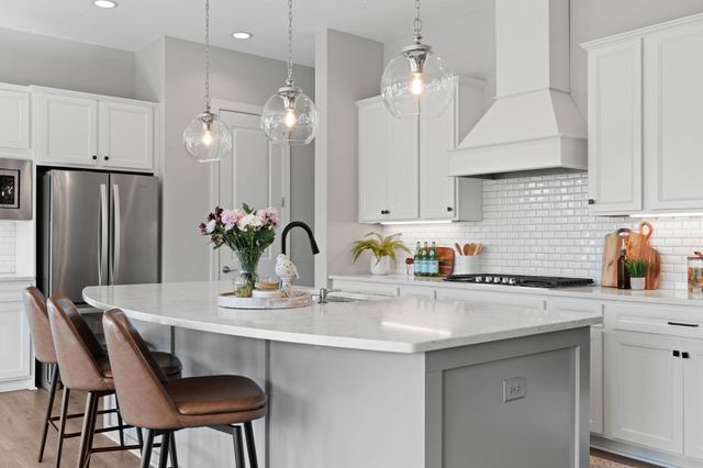 6055 Jewel Lane N, Plymouth, MN 55446