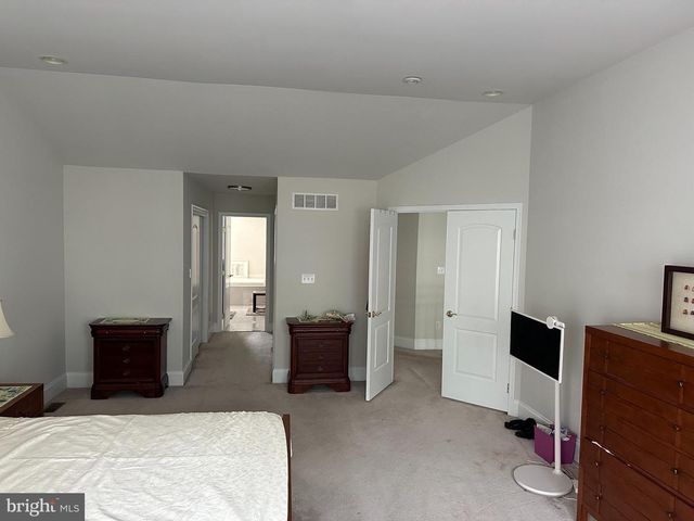 590 HIDDEN LAIR DR, Blue Bell, PA 19422