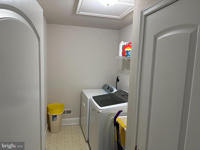590 HIDDEN LAIR DR, Blue Bell, PA 19422