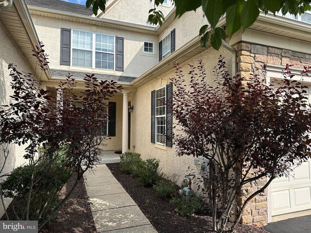 590 HIDDEN LAIR DR, Blue Bell, PA 19422