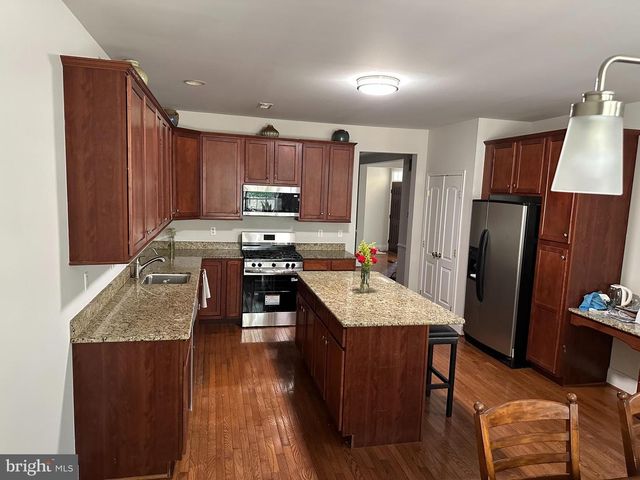 590 HIDDEN LAIR DR, Blue Bell, PA 19422