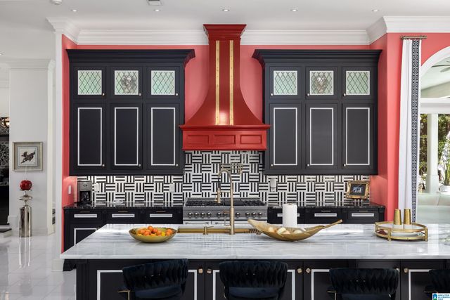 3525 SHANDWICK PLACE, Hoover, AL 35242