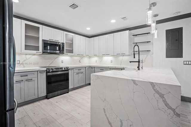 3175 Coral Ridge Dr 3175, Coral Springs, FL 33065