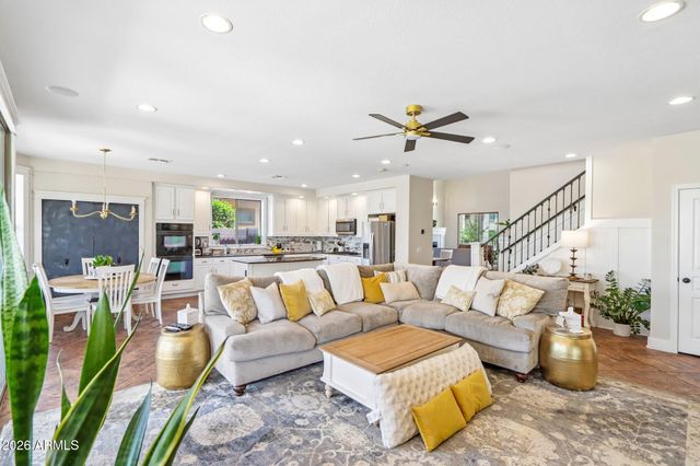 15748 W SHANGRI LA Road, Surprise, AZ 85379