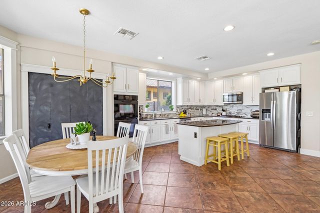 15748 W SHANGRI LA Road, Surprise, AZ 85379