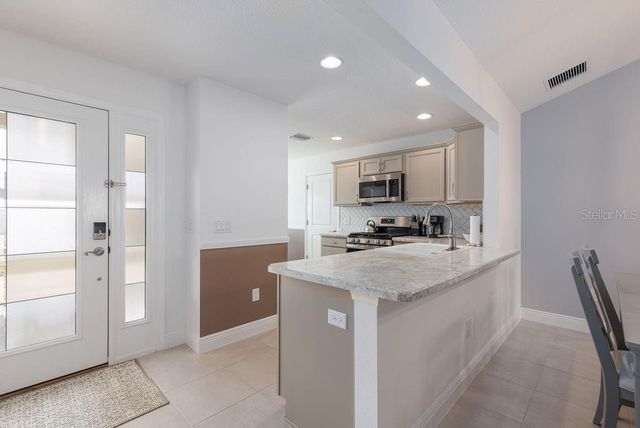 2454 YOUNGMANN LOOP, The Villages, FL 32163