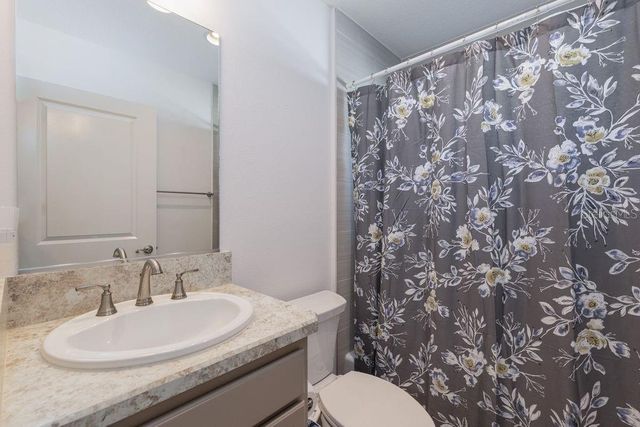 2454 YOUNGMANN LOOP, The Villages, FL 32163