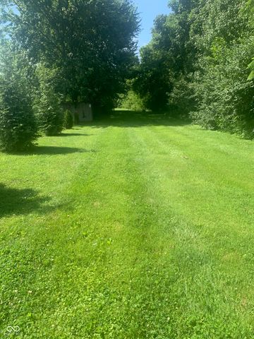 6444 Amick Way, Indianapolis, IN 46268
