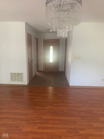 6444 Amick Way, Indianapolis, IN 46268