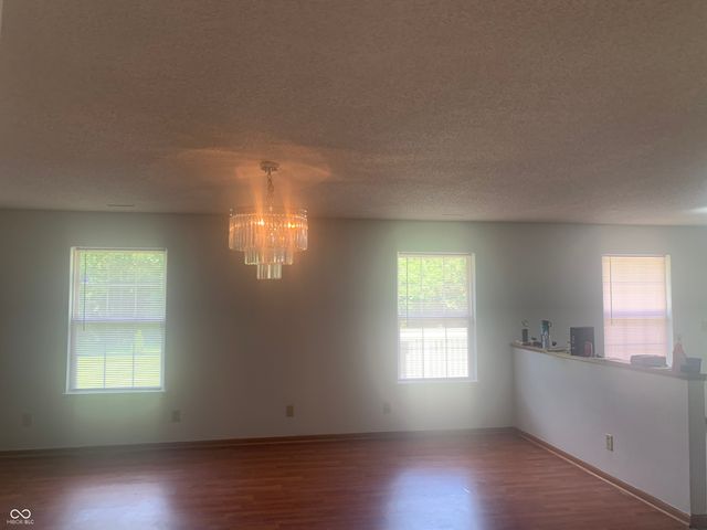 6444 Amick Way, Indianapolis, IN 46268