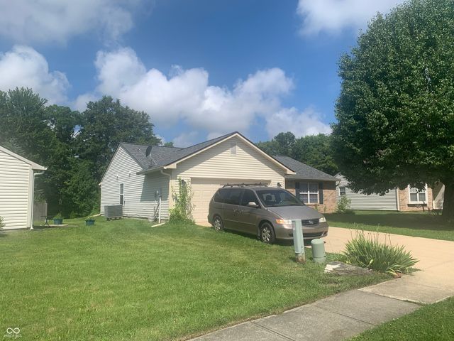 6444 Amick Way, Indianapolis, IN 46268