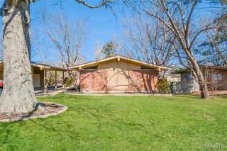 118 Brookside Court, St Louis, MO 63146