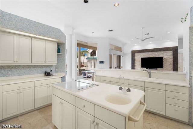 167 Audubon BLVD SW, Naples, FL 34110