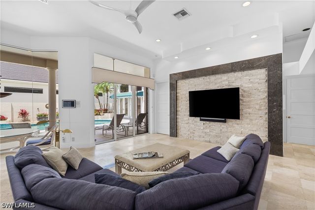 167 Audubon BLVD SW, Naples, FL 34110