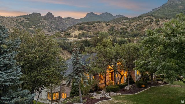 3311 COVE CIR, Layton, UT 84040