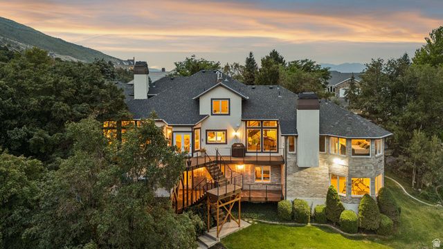 3311 COVE CIR, Layton, UT 84040