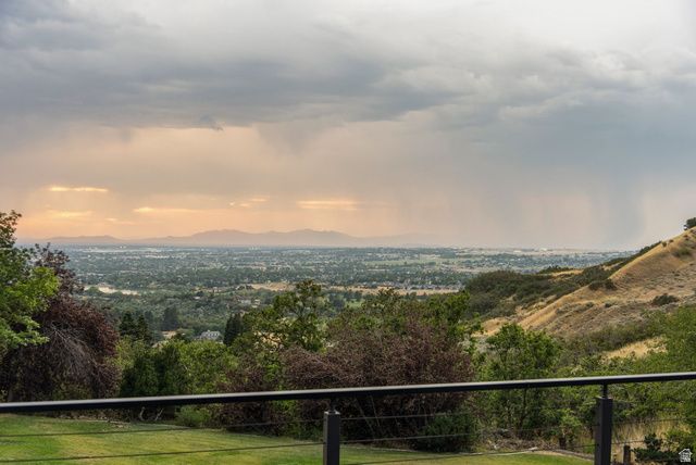 3311 COVE CIR, Layton, UT 84040