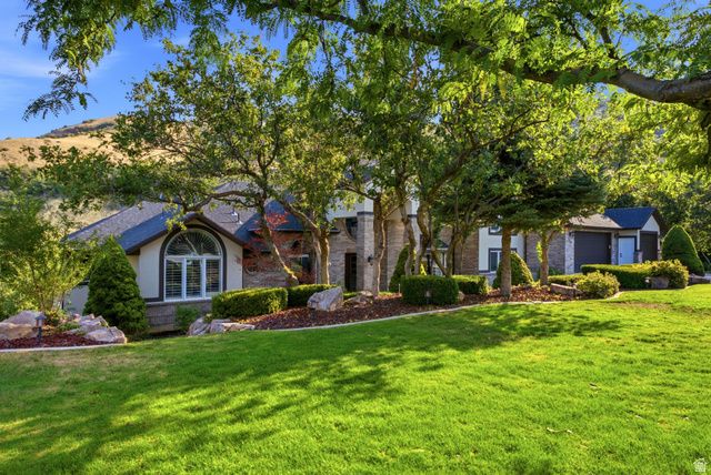3311 COVE CIR, Layton, UT 84040
