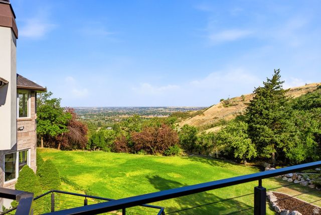 3311 COVE CIR, Layton, UT 84040