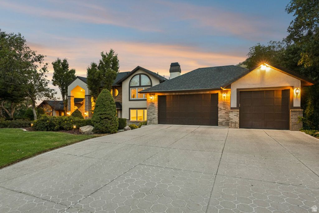 3311 COVE CIR, Layton, UT 84040 — photo 2
