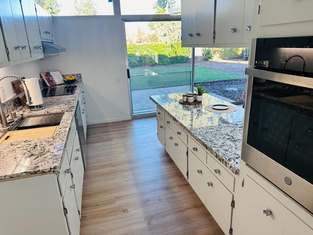 1427 Brown Dr, Davis, CA 95616