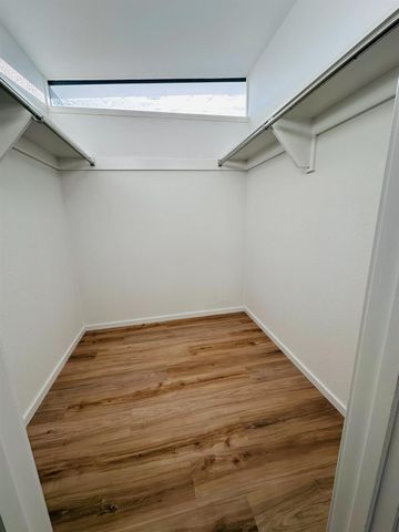 1427 Brown Dr, Davis, CA 95616