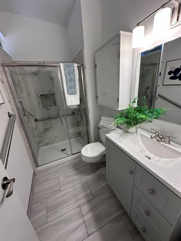 1427 Brown Dr, Davis, CA 95616