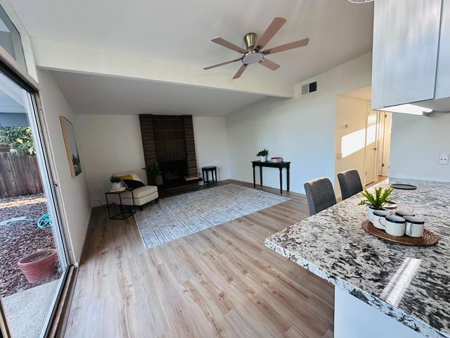 1427 Brown Dr, Davis, CA 95616