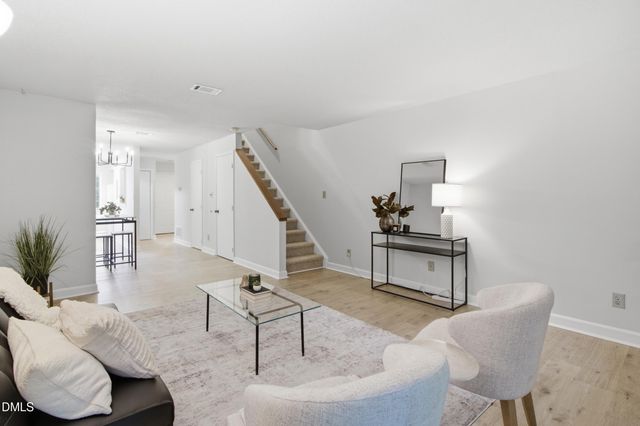 2502 Avent Ferry Road 203, Raleigh, NC 27606