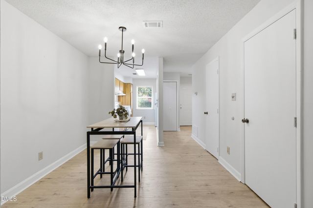 2502 Avent Ferry Road 203, Raleigh, NC 27606