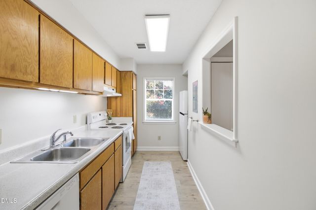 2502 Avent Ferry Road 203, Raleigh, NC 27606