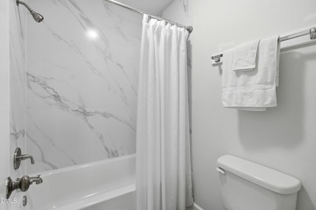 2502 Avent Ferry Road 203, Raleigh, NC 27606