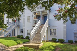 2502 Avent Ferry Road 203, Raleigh, NC 27606