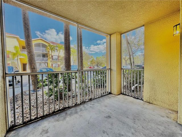 4121 Residence DR 301, Fort Myers, FL 33901