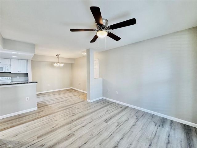 4121 Residence DR 301, Fort Myers, FL 33901