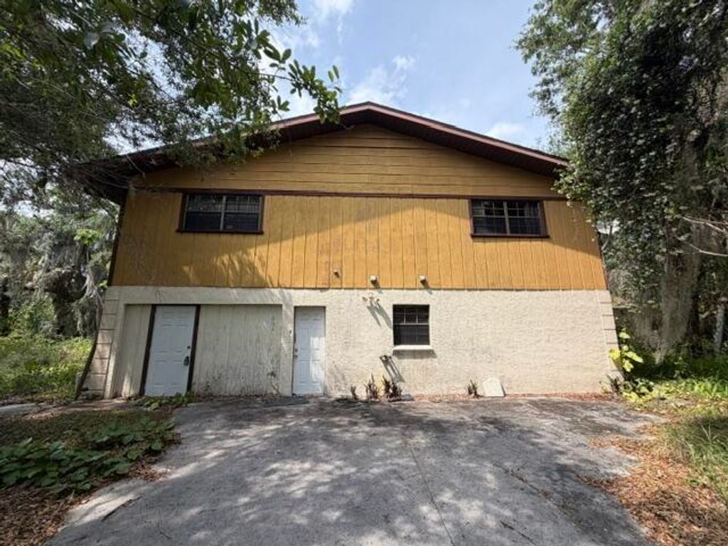 698 Cory Campbell Road, Fort Pierce, FL 34982