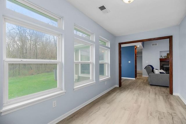 309 S Minter Road, Grain Valley, MO 64029