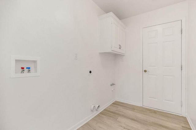 309 S Minter Road, Grain Valley, MO 64029