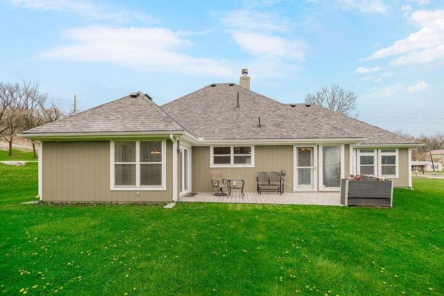 309 S Minter Road, Grain Valley, MO 64029