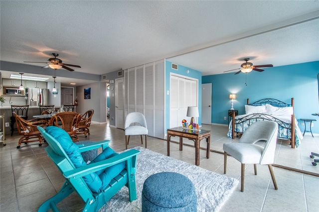 14810 Windward Unit 204 Dr, Corpus Christi, TX 78418