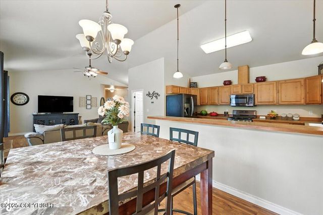 1905 S Bronco Circle, Wasilla, AK 99654