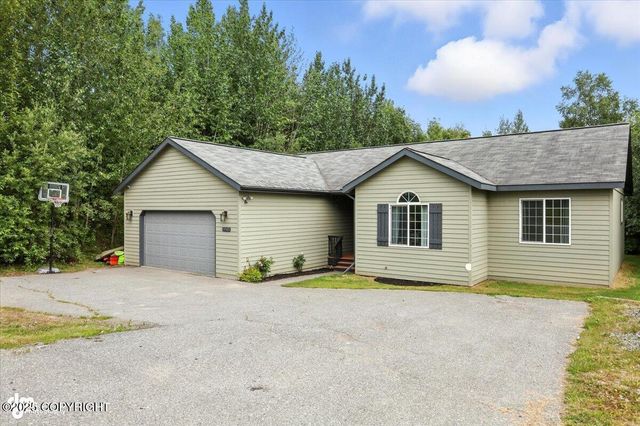 1905 S Bronco Circle, Wasilla, AK 99654